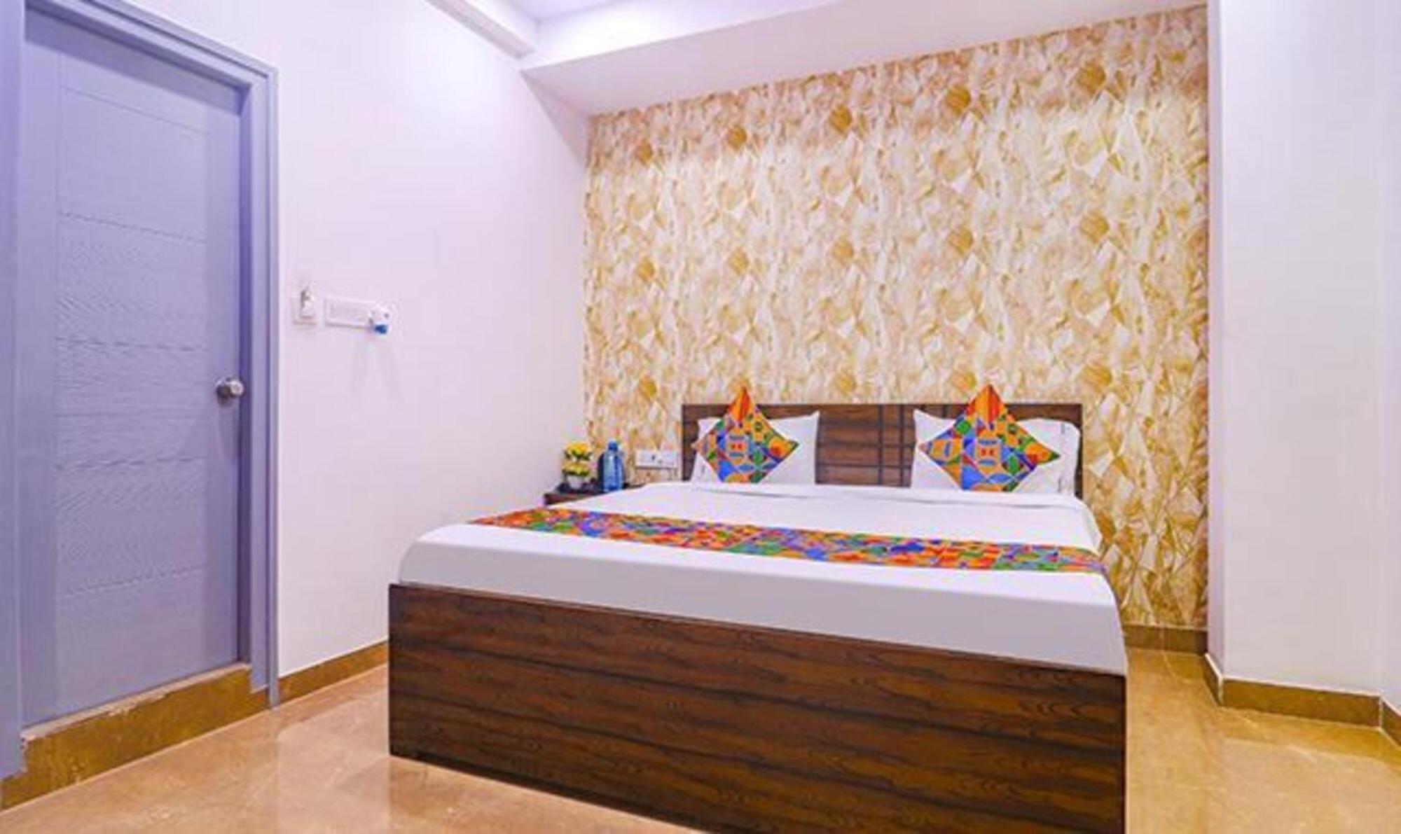 Fabexpress The Dream Elite - Nr Golconda Fort, Manikonda Haïdarabad Extérieur photo